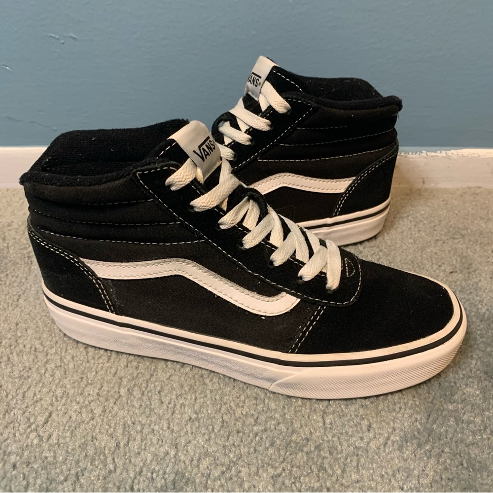 Vans Off The Wall Black Canvas High Top Skateboard Sneakers Youth 4 500714